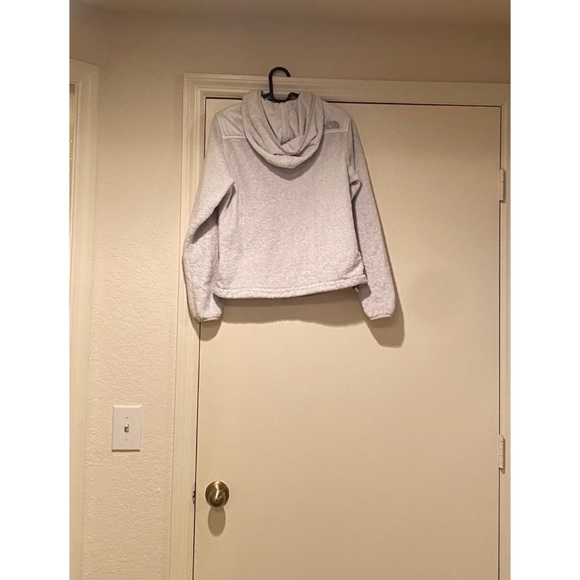 ❤️❤️ The North Face White Women’s Jacket - Picture 4 of 4